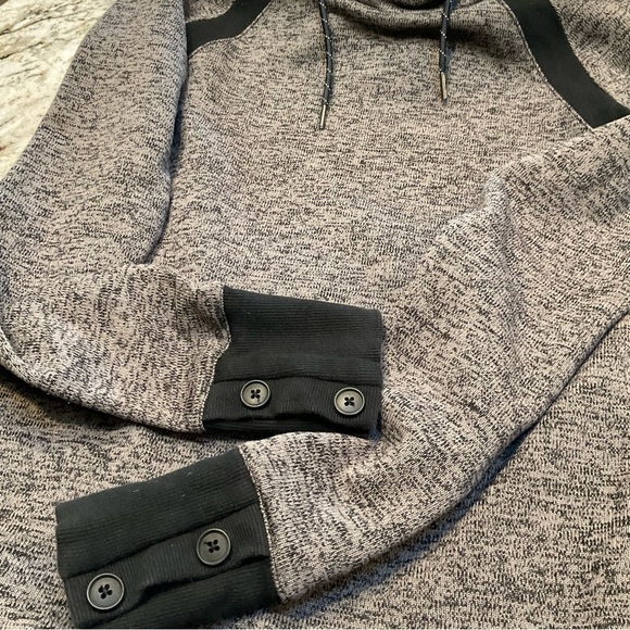 DC Womens PULLOVER HOODIE SWEATSHIRT SIZE XS - Picture 6 of 6